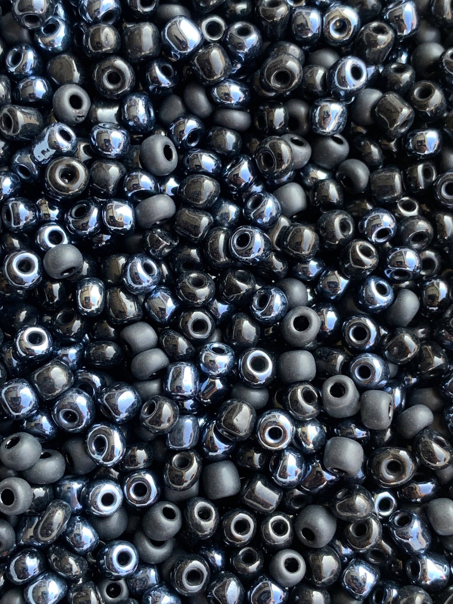 MaddieMayShop - 6/0 Seed Beads Mix, Glass Beads/450 Grams