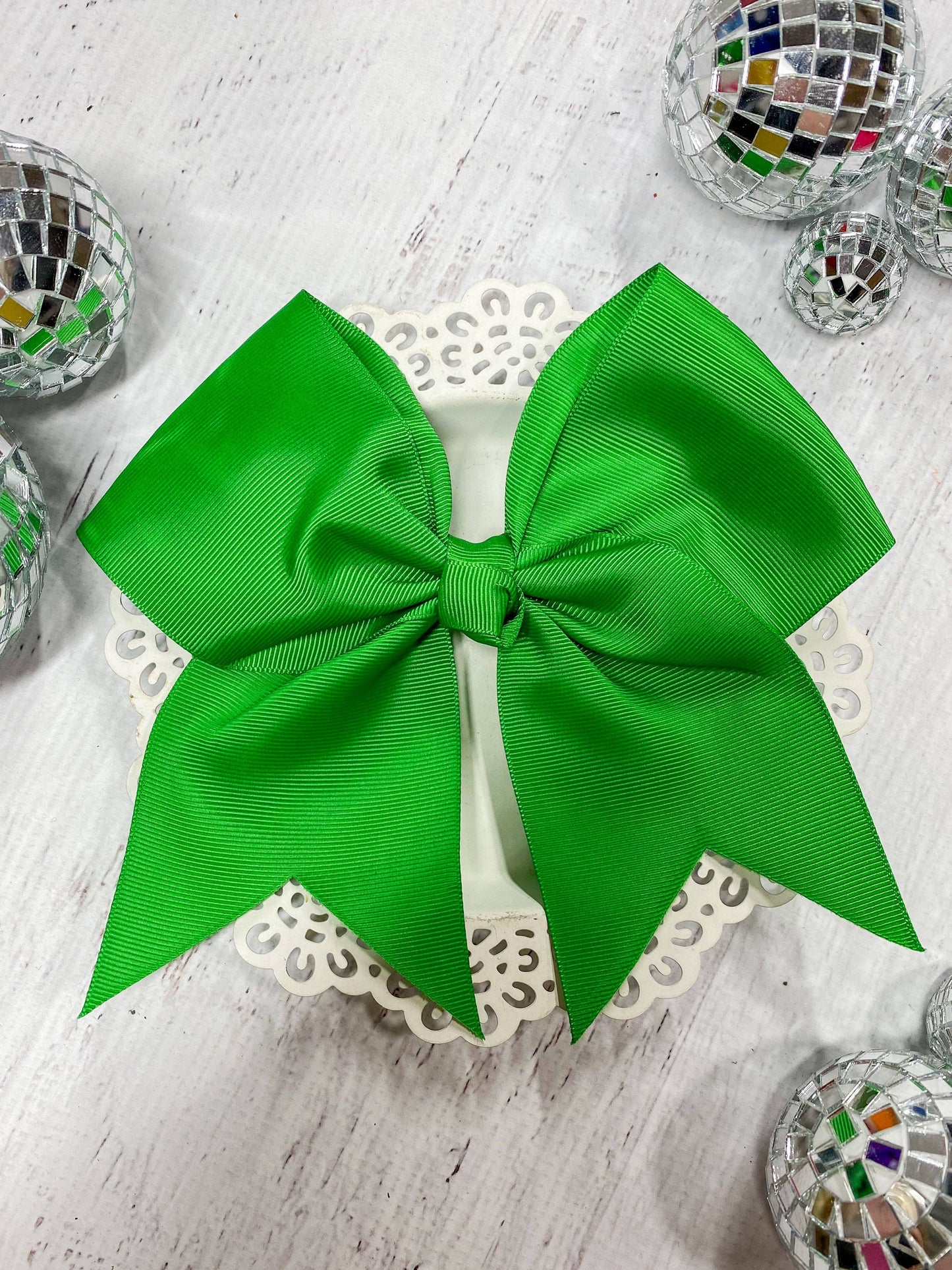 The Hair Bow Company - 6" Cheer Bow - Alligator Clip - 15 Colors - Dance Team Bows