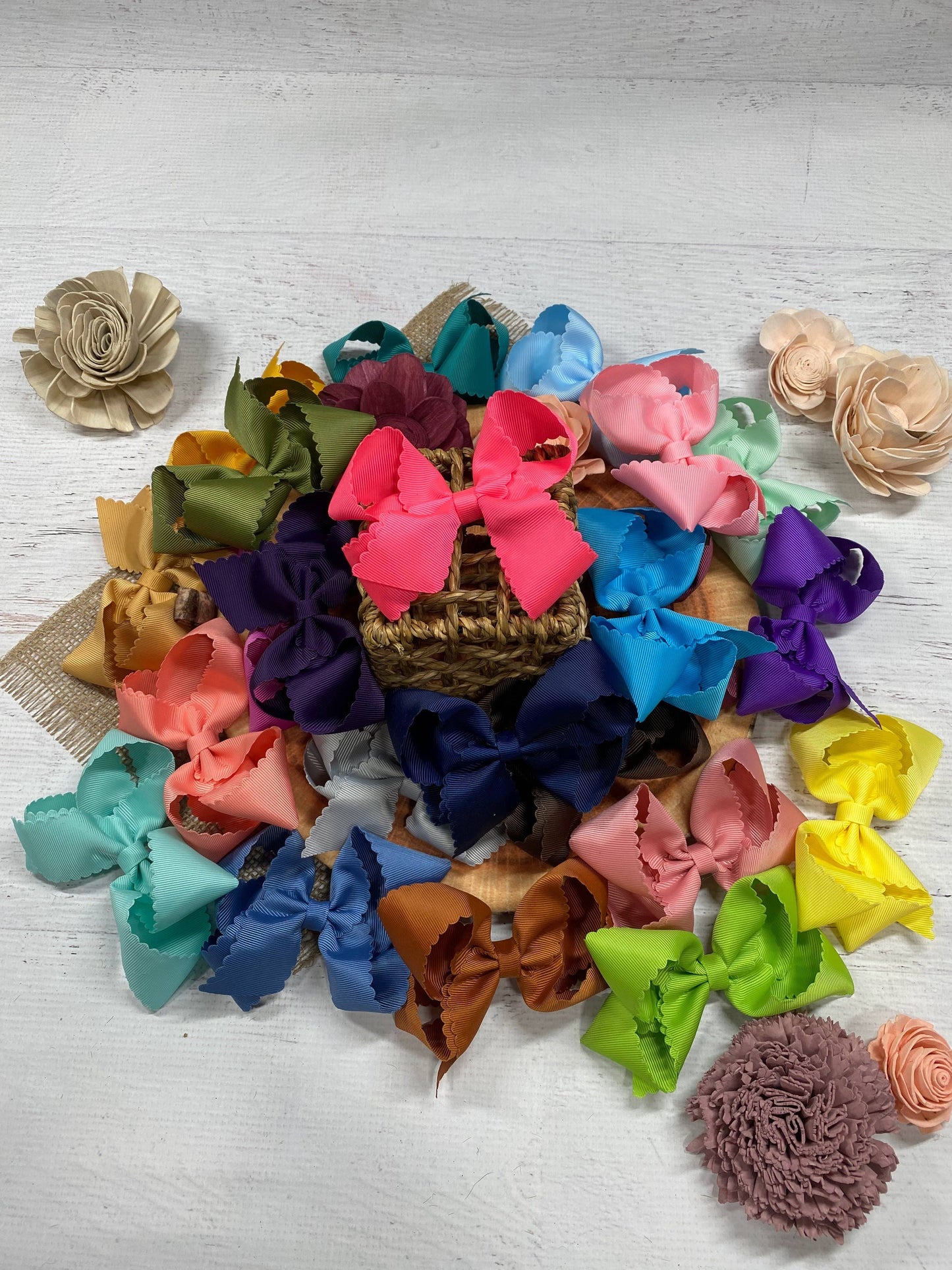 The Hair Bow Company - Classic Scalloped Bows - Alligator Clip - 4.5"