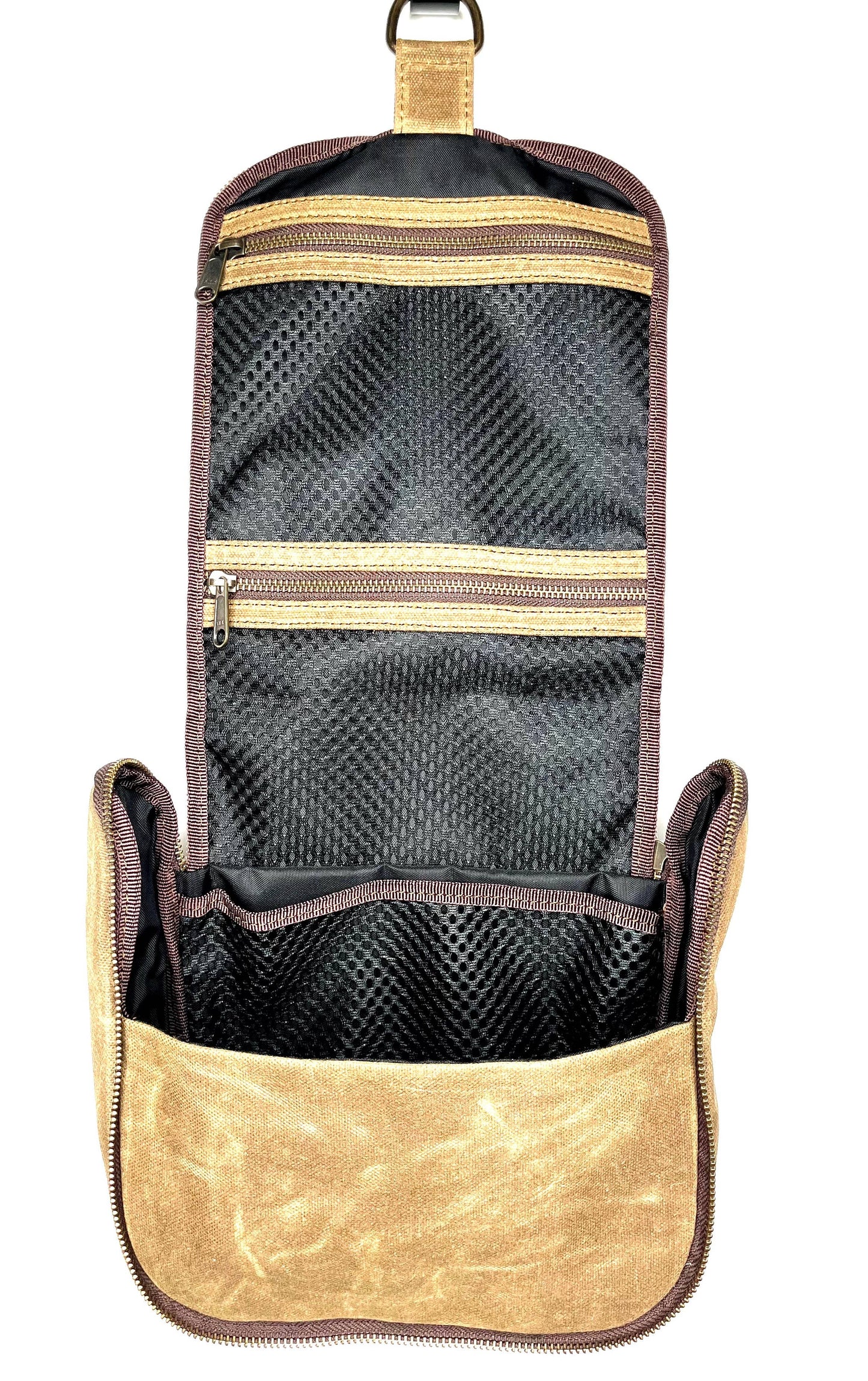 Oak River Company - Hanging Dopp Kit