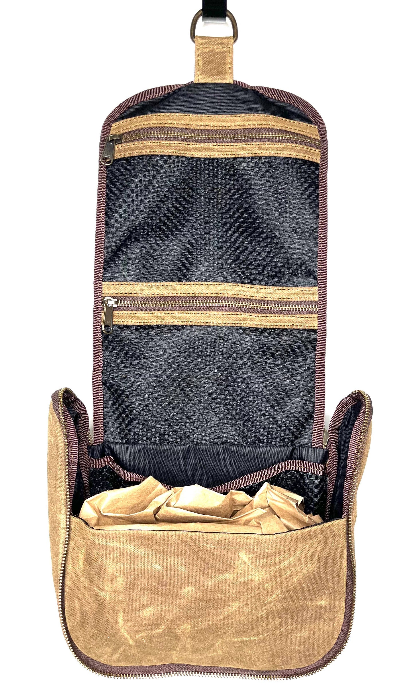 Oak River Company - Hanging Dopp Kit