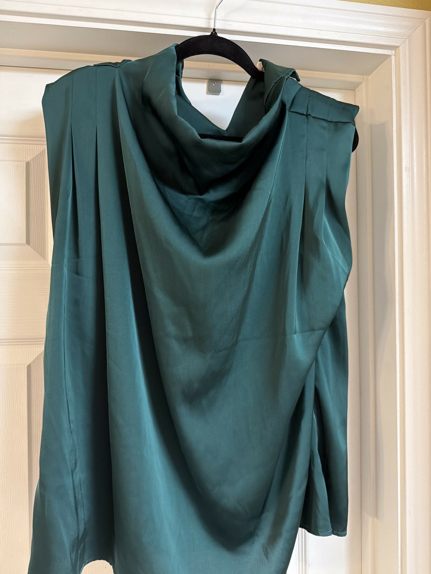 Dark green size Large