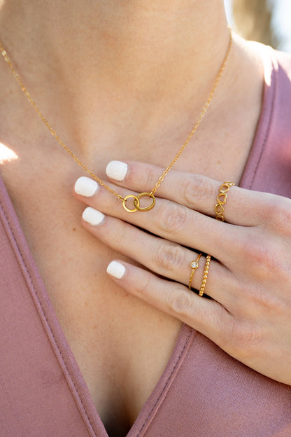 WJW - 18K Gold PVD Stainless Steel Interlocked Rings Necklace