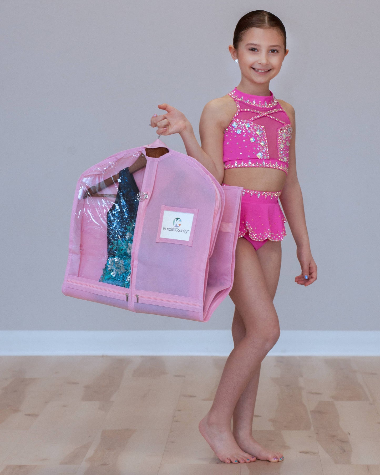 Kendall Country - 35" Garment Bag with pockets for Costumes, Clothing Storage