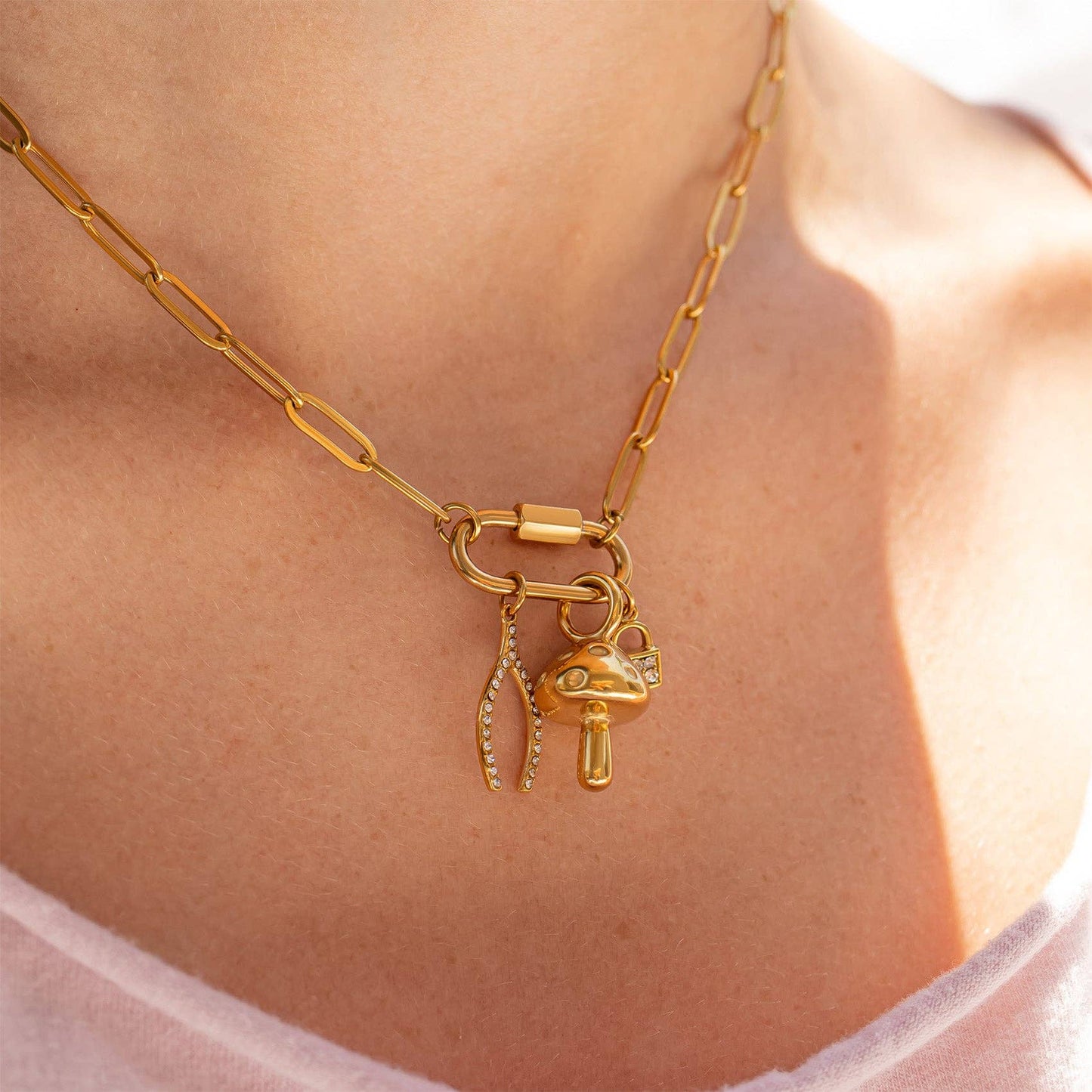 WJW - 18K Gold PVD Paperclip Carabiner Necklace