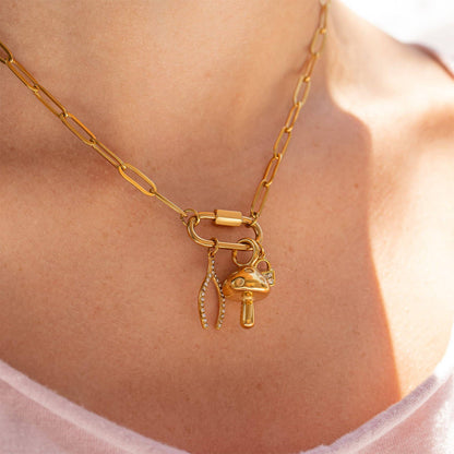 WJW - 18K Gold PVD Paperclip Carabiner Necklace