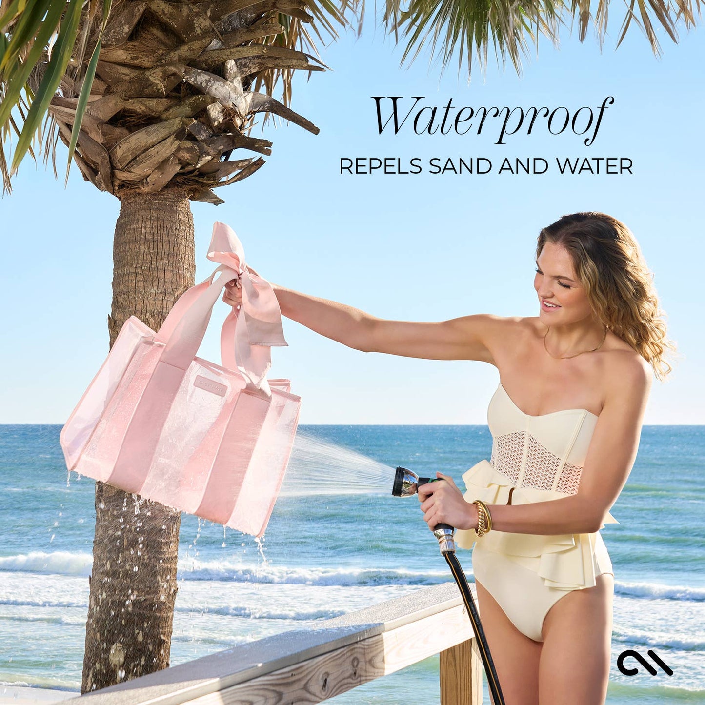 Case-Mate - Special Edition Bow Beach Tote With Phone Pouch