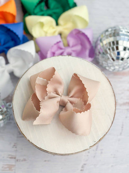The Hair Bow Company - Classic Scalloped Bows - Alligator Clip - 4.5"