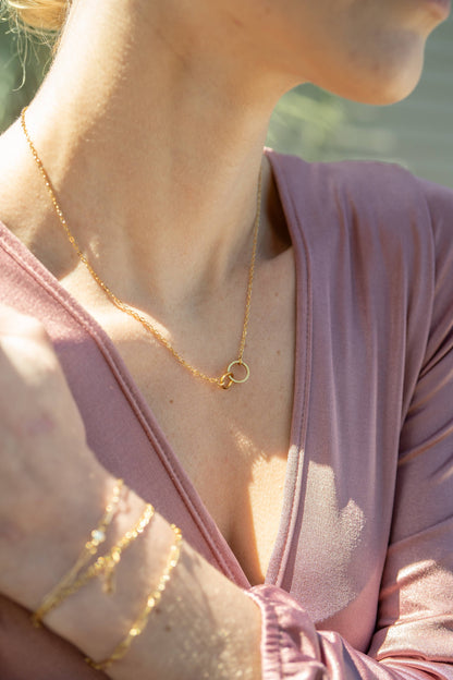 WJW - 18K Gold PVD Stainless Steel Interlocked Rings Necklace