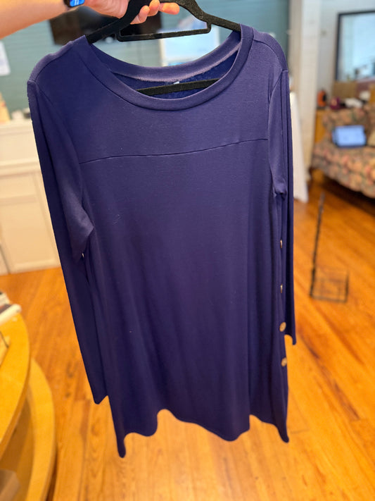 Navy blue button side long sleeve shirt