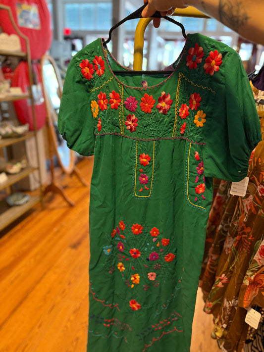 Embroidered green dress flowers maxi
