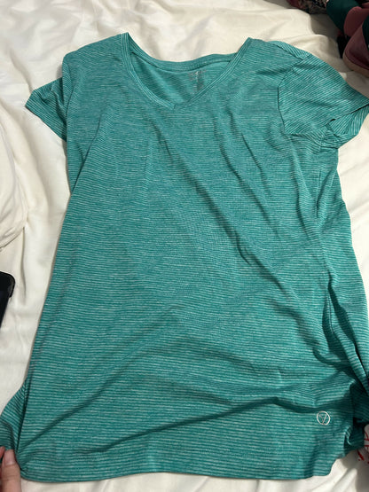Workout tops size M