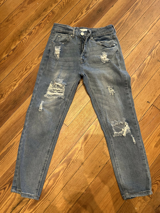 Ripped Skinny Jeans