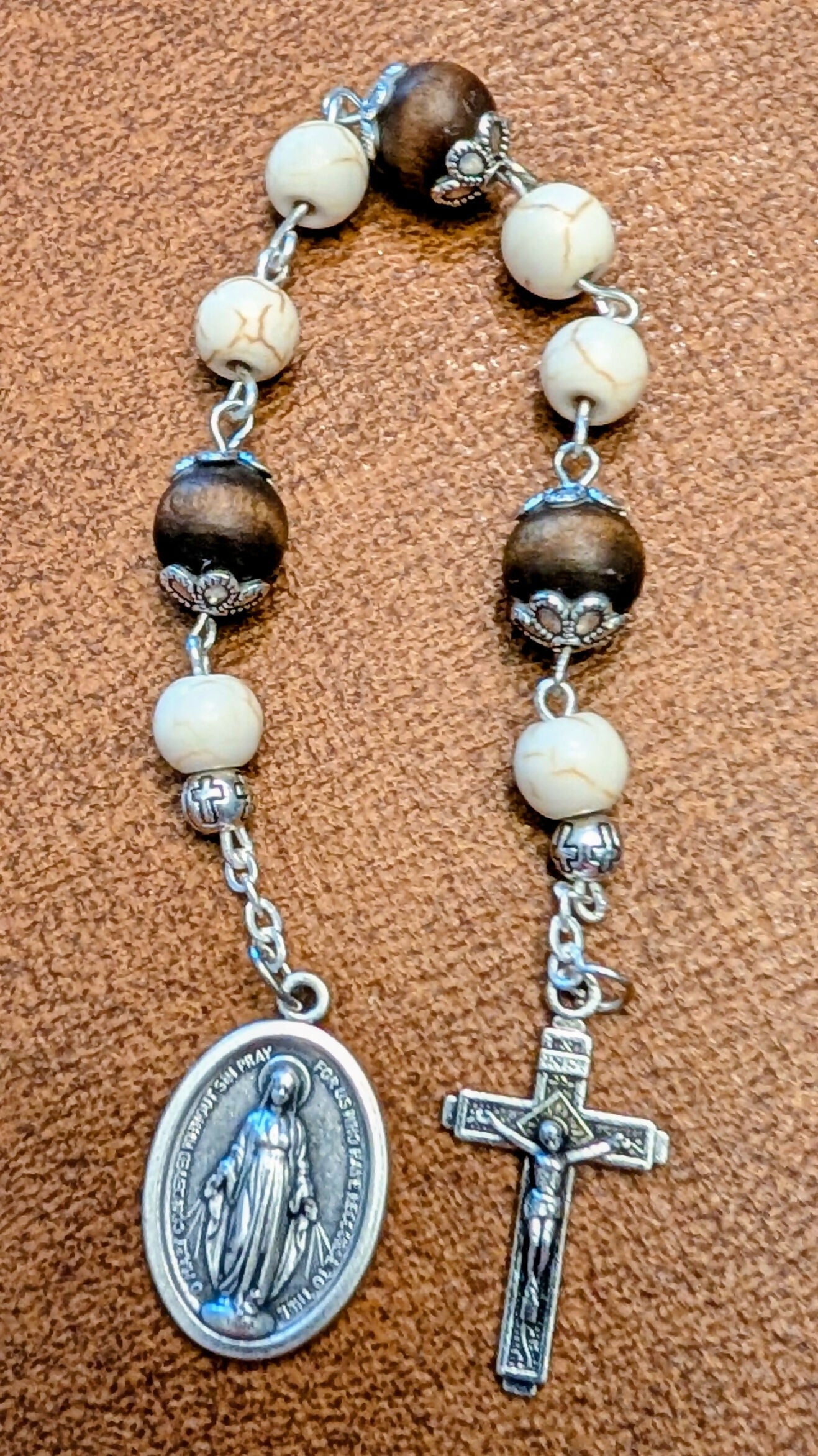 Three Hail Mary chaplet