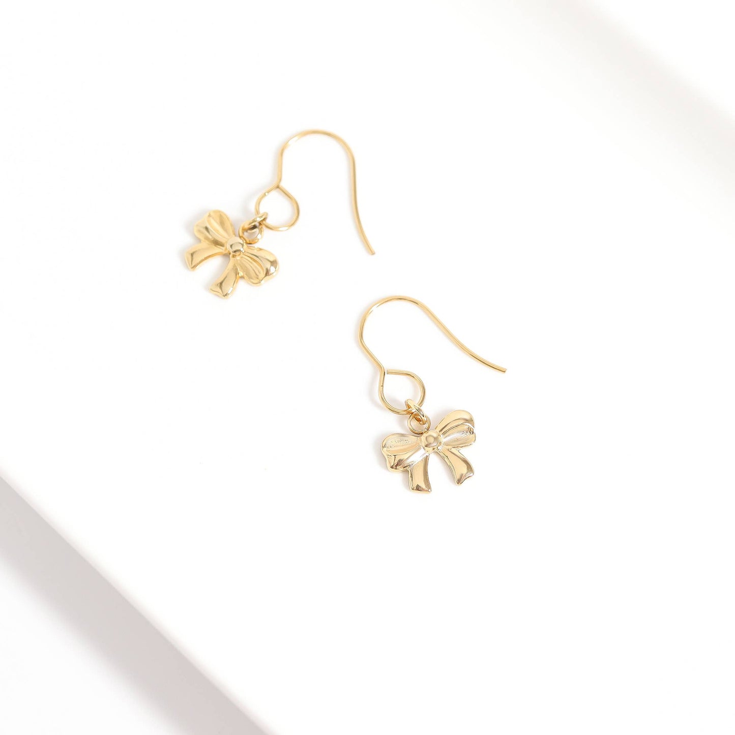 WJW - 18K Gold PVD Stainless Steel Ribbon Bow Charm