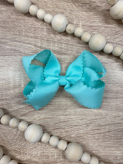 The Hair Bow Company - Classic Scalloped Bows - Alligator Clip - 4.5"
