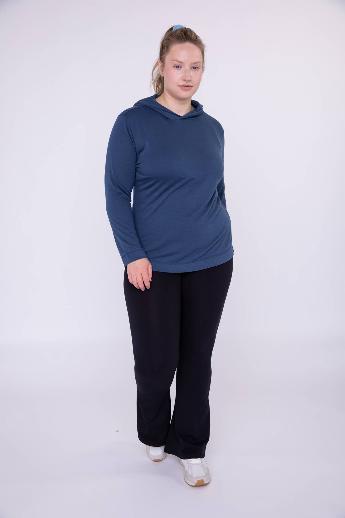 Mono B - CURVY Venice Crossover Waist Yoga Pants