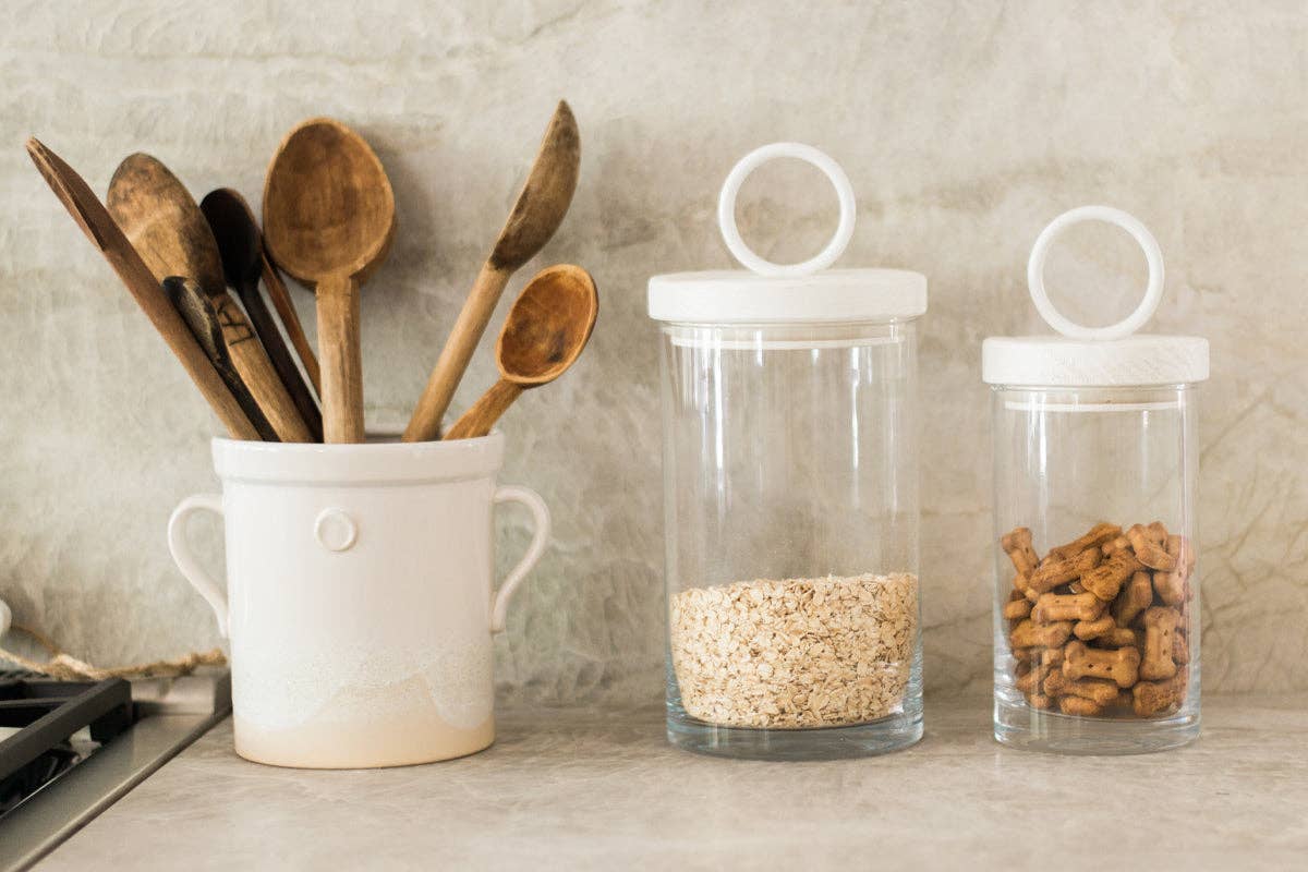 etúHOME - White Artisanal Handthrown Ceramic Utensil Crock w/ Handles
