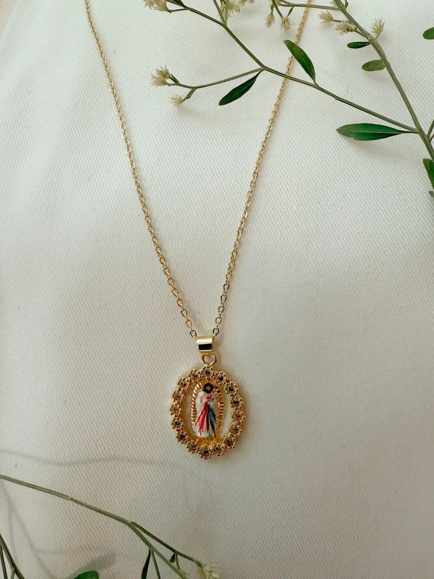 Harleigh Leonards Designs - Jesus In Divine Mercy Necklace