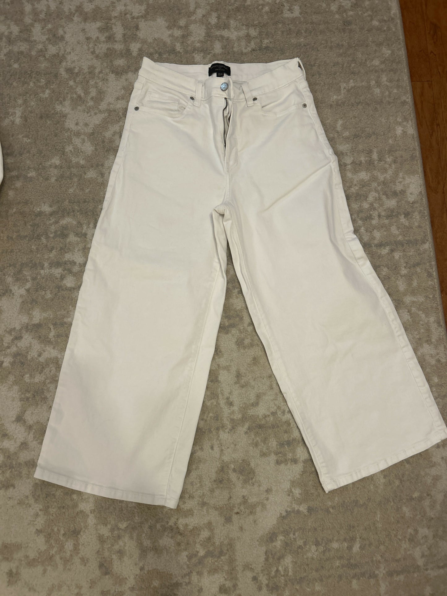 Wide Leg Banana Republic White Jean